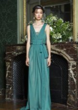 Robe grecque à décolleté