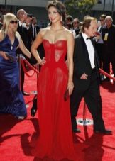 Robe longue en mousseline rouge