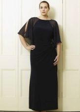 Robe longue de soirée noire pour une femme pleine (fille)
