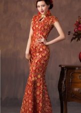 Robe orientale rouge
