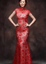 Robe orientale rouge