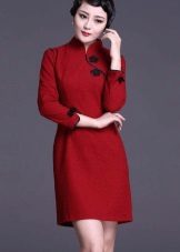 Robe orientale rouge