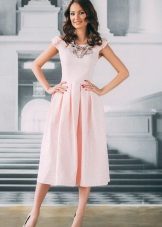Robe midi rose magnifique