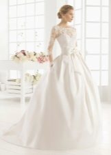 robe de mariée blanche luxuriante