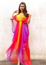 Robe asymétrique longue en mousseline
