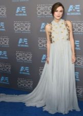 Robe longue bleu pâle au sol pour femme enceinte