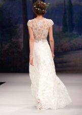 Robe de mariée avec guipure au dos
