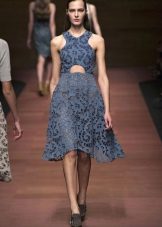 robe guipure a-silhouette