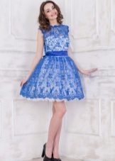 Robe moelleuse avec dentelle
