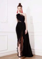 Robe avec dentelle incrustée avec une fente