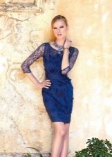 Robe à manches en dentelle