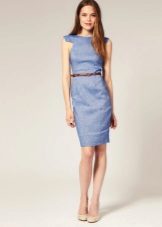 Robe fourreau en lin