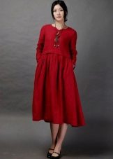Robe en lin rouge