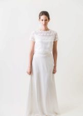 Robe en lin avec bordure en dentelle