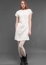 Robe courte en lin blanc