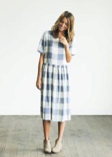 Robe longue en lin à carreaux