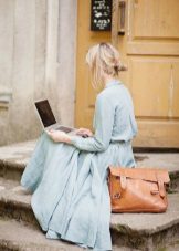 Robe longue en lin bleu