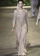 Elie Saab 2016 tavaszi-nyári gyöngyös boszorkány ruha