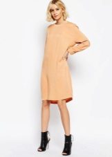 Robe en polyester pour la saison froide