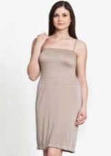 Robe en viscose beige avec bretelle