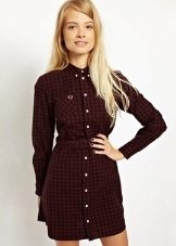 Robe courte à carreaux noire et rouge