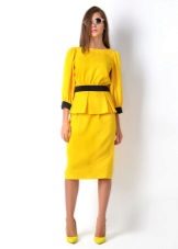Robe midi jaune vif avec basque