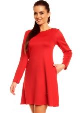 Robe trapèze rouge