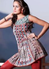 Robe tunique à l'orientale