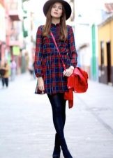 Robe à carreaux à manches longues