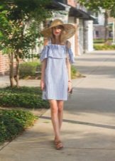 Robe à rayures verticales blanc-bleu