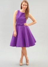 Robe vintage lilas dans le style des années 50