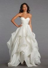 Robe de mariée longue taille haute