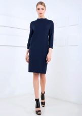 Robe fermée au bureau