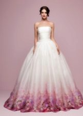 Robe de mariée avec imprimé