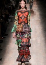 Robe d'été à volants fermée