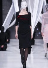 Robe d'automne à col carré