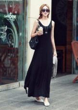 Robe longue noire