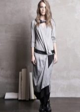 Robe longue grise à taille basse