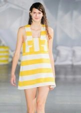 Robe jaune et blanche à rayures, robe d'été