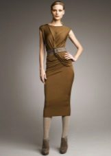 Robe en laine avec draperie