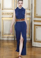 Robe en crêpe de Chine à longue fente