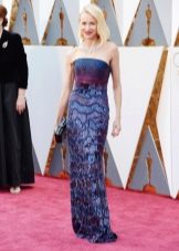 Naomi Watts az Armani Prive-nél