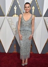 Daisy Ridley a Chanelben az Oscars 2016-on