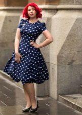 Robe moelleuse dans le style des années 60