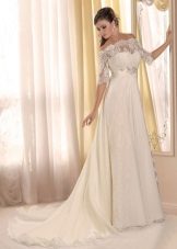 Robe de mariée de style empire avec dentelle
