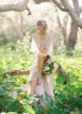 Habillez-vous dans le style de boho lumière de mariage