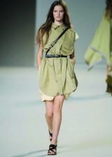 Robe de safari rétro courte