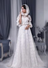 La capuche à la robe de mariée