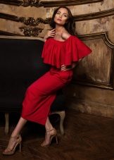 Robe de soirée d'hiver aux épaules ouvertes