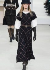 Robe d'hiver dans une petite robe